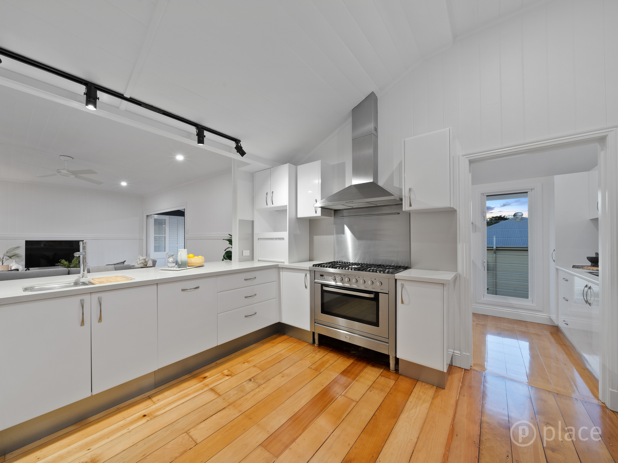 51-Celia-Street-Ashgrove-WEB-10
